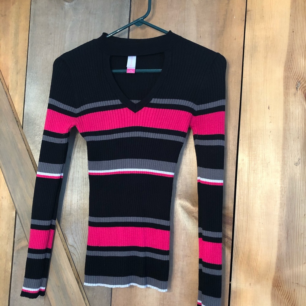 Long sleeved sweater